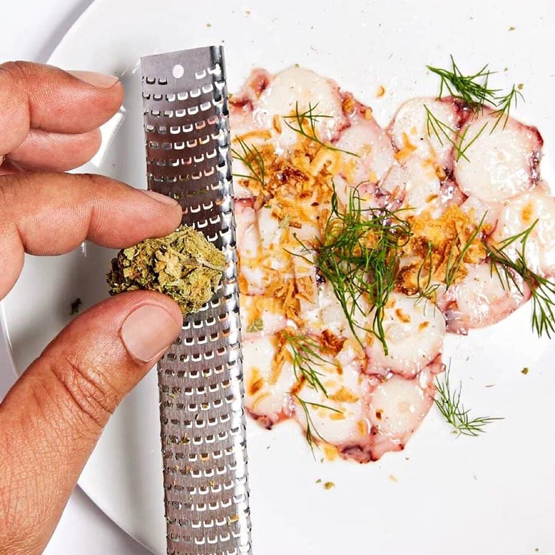 En este momento estás viendo Cocinar con cannabis (1).